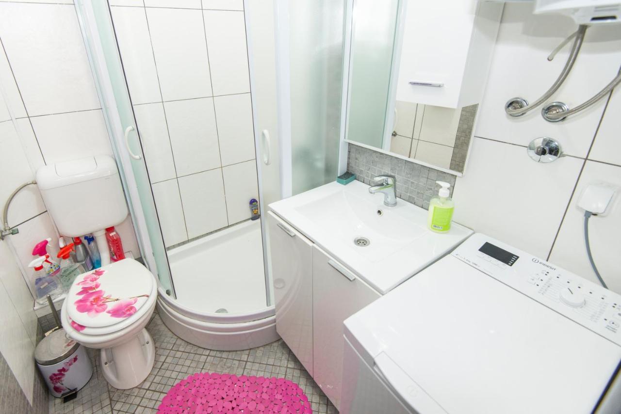 Sea Star Apartment Tivat Exterior photo